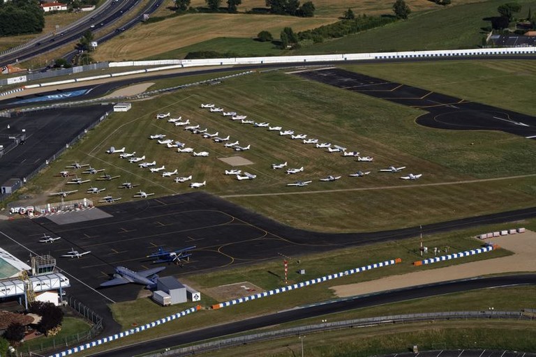 Les avions à l'étape d'Albi